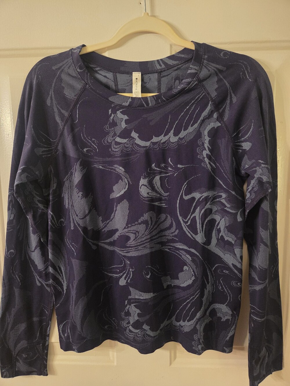 Athleta Momentum Seamless Long Sleeve Top Navy Blue Swirl Jacquard Women's M - Picture 1 of 6